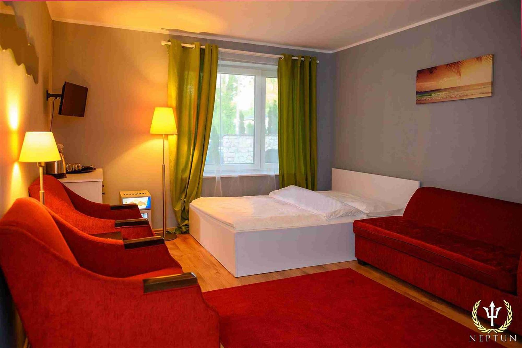 Jastrzębia Góra Hotel Neptun מראה חיצוני תמונה