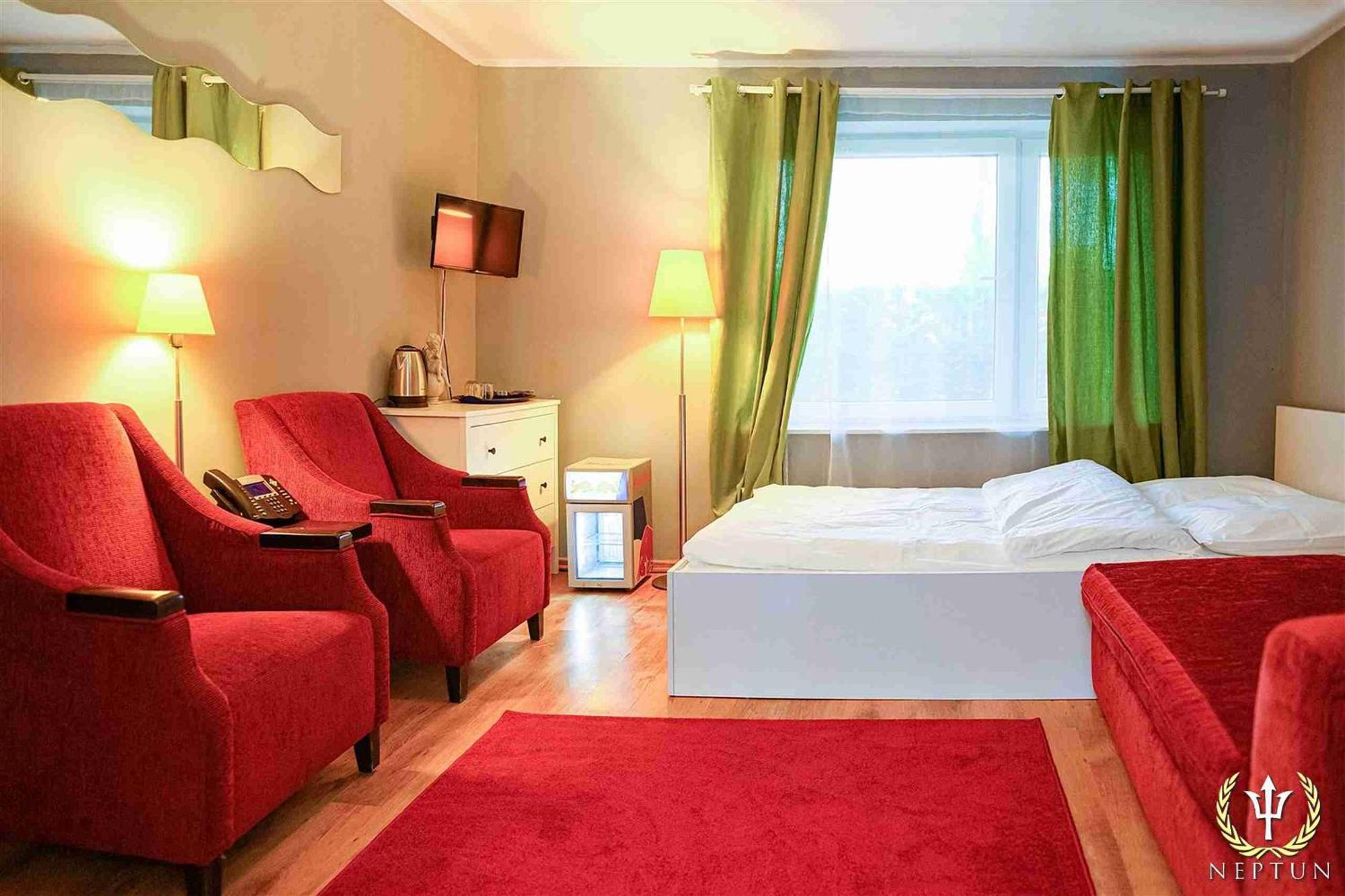 Jastrzębia Góra Hotel Neptun מראה חיצוני תמונה