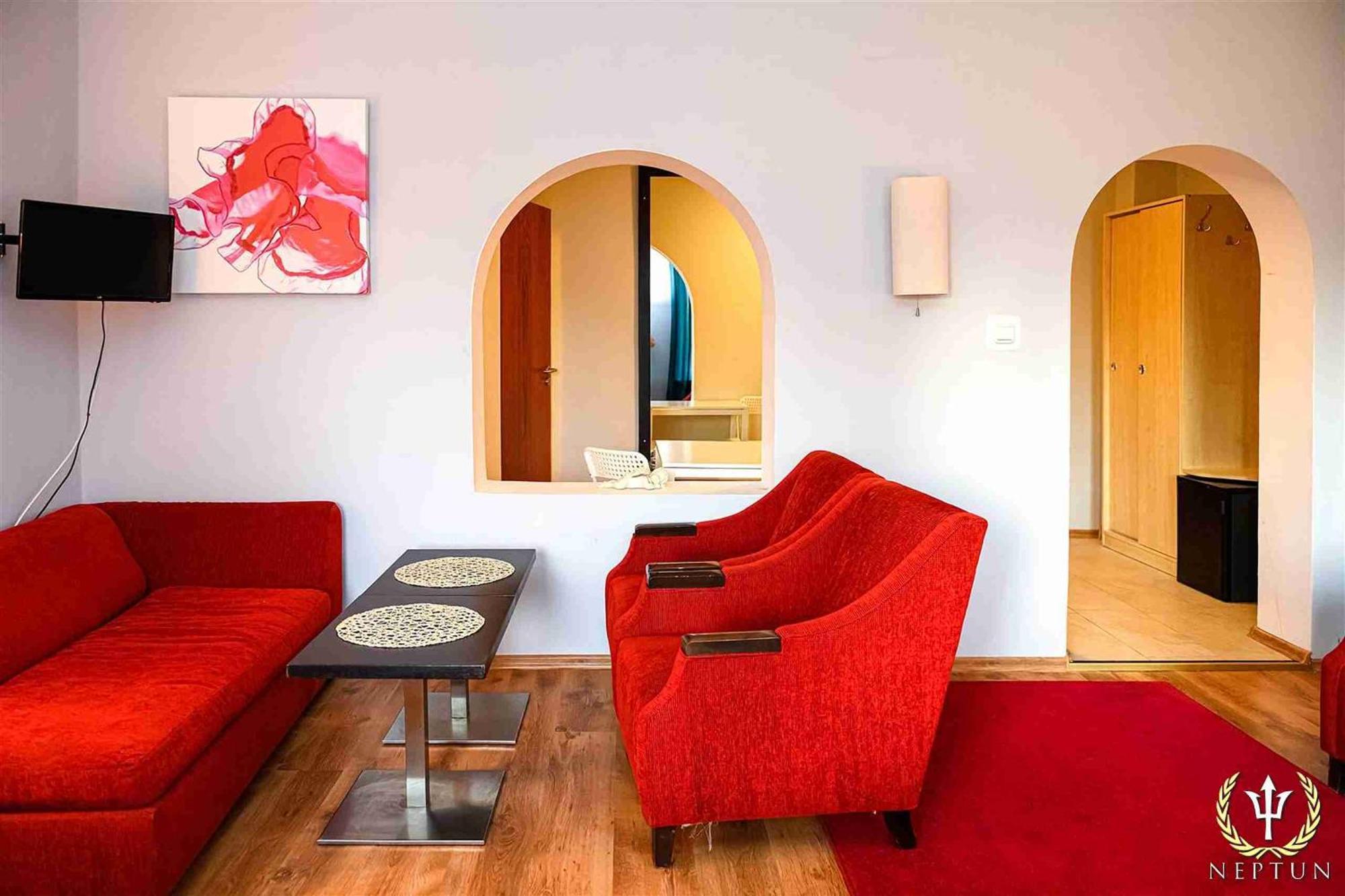 Jastrzębia Góra Hotel Neptun מראה חיצוני תמונה
