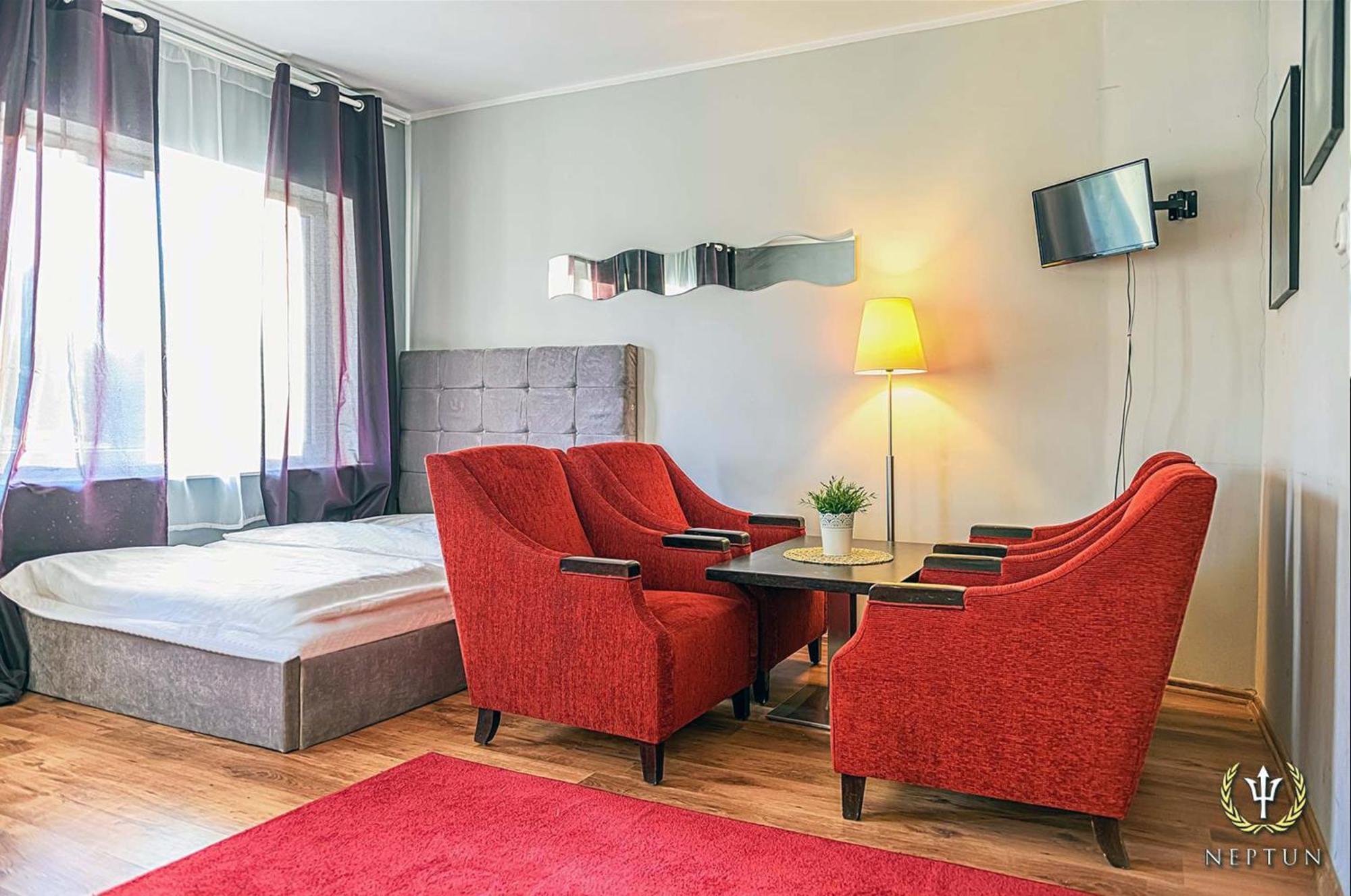 Jastrzębia Góra Hotel Neptun מראה חיצוני תמונה