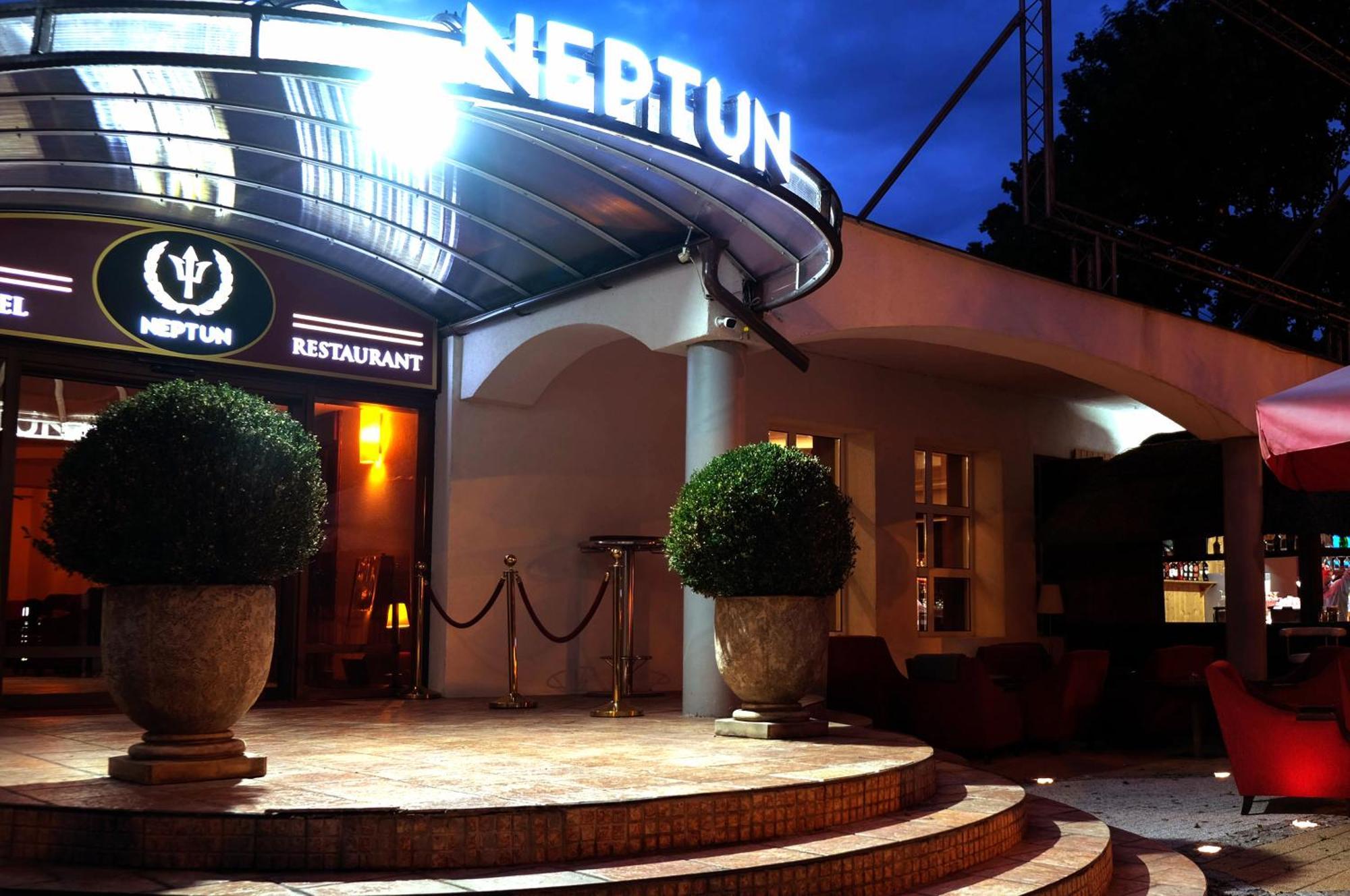 Jastrzębia Góra Hotel Neptun מראה חיצוני תמונה